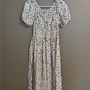 Uniqlo Blue and White Floral Maxi Dress